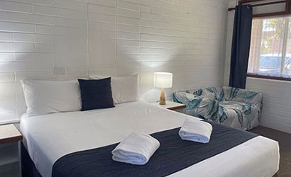 Standard Queen Room
